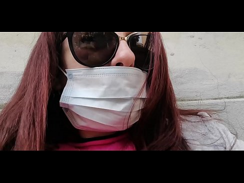 ❤️ ニコレッタは隣人に復讐し、彼のガレージでおしっこをする(特別Covid19イタリア検疫所) ️ ポルノビデオ ❌️❤